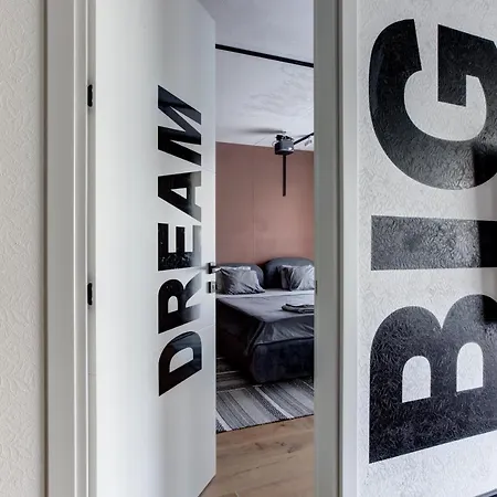 Amuse Bouche By Skabrin *