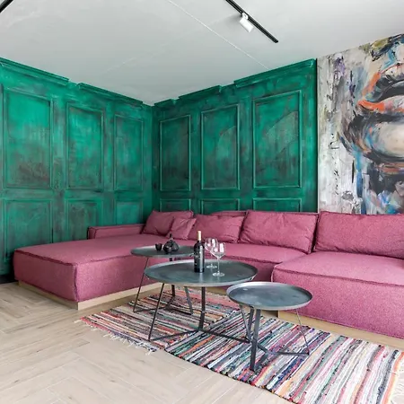 Amuse Bouche By Skabrin Apartment