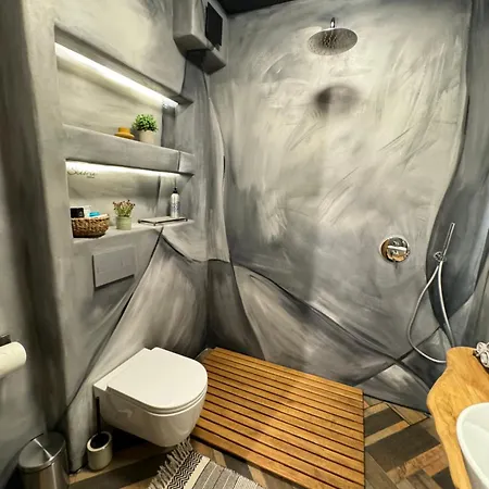 Amuse Bouche By Skabrin * Bansko