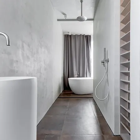 Amuse Bouche By Skabrin 班斯科