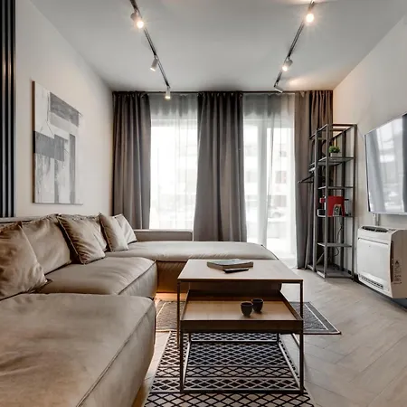 Amuse Bouche By Skabrin Apartman