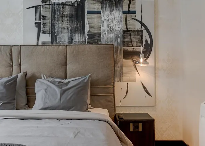 Amuse Bouche By Skabrin